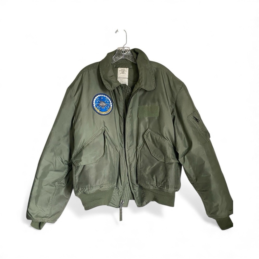 USAF Flight Jacket Cold Weather Men XL Green Genuine From USS D. D. Eisenhower